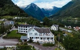 Kringsja Hotel